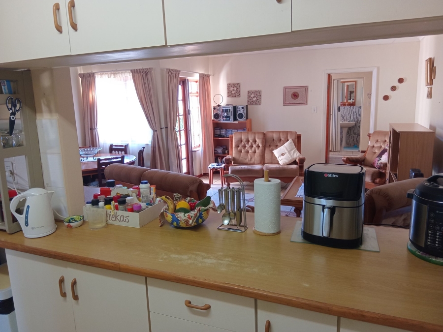 3 Bedroom Property for Sale in Heiderand Western Cape